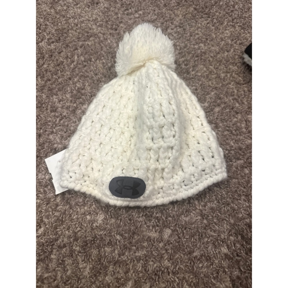 Under Armour Womens ColdGear Infrared Cable Knit Pom Beanie Hat White New